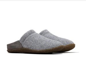 SOREL Nakiska Scuff Wool Felt Mule Slippers Gray / Faux Fur Women’s Size 12